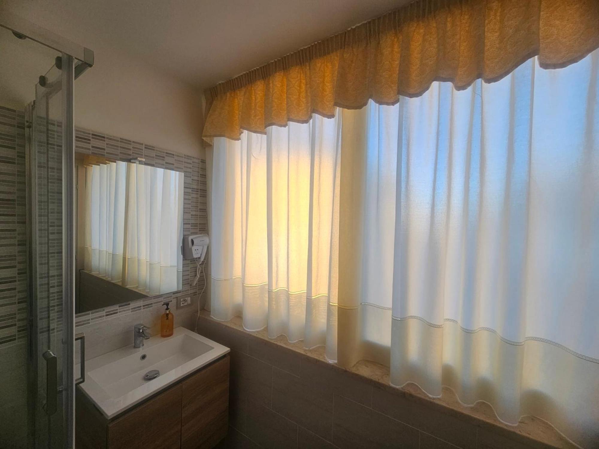 Golden House Sicily Ξενοδοχείο Κατάνια Εξωτερικό φωτογραφία