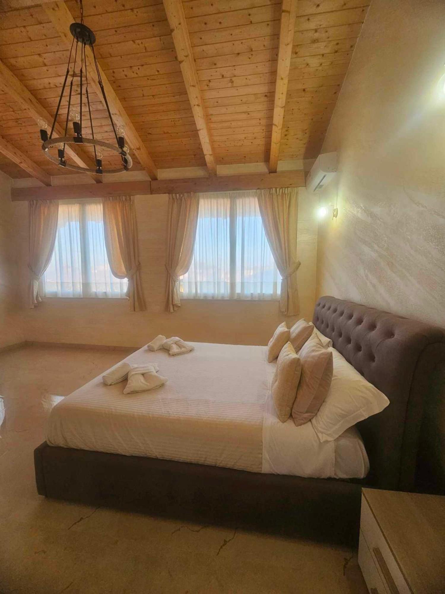 Golden House Sicily Ξενοδοχείο Κατάνια Εξωτερικό φωτογραφία